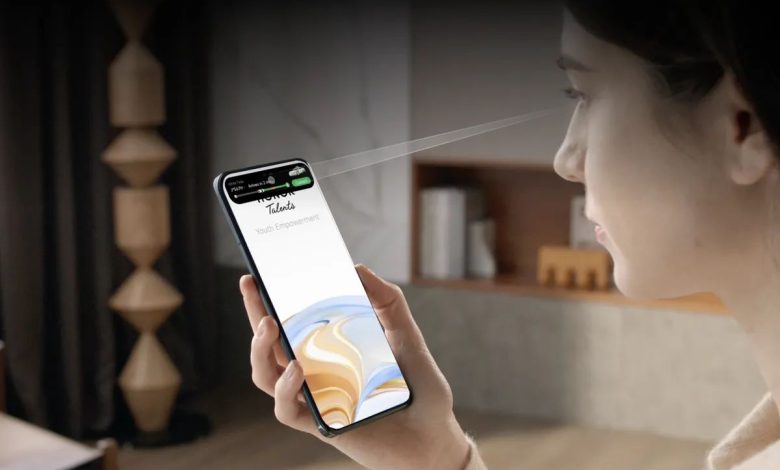 فناوری اعجاب‌انگیز گوشی آنر: کنترل خودرو با حرکات چشم! [تماشا کنید]