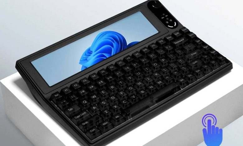 این کیبورد هیجان‌انگیز نمایشگر ۱۰٫۱ اینچ دارد