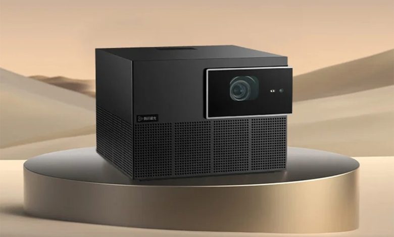 پروژکتور خوش‌قیمت تنسنت، تصویر ۱۲۰ اینچ روی دیوار پخش می‌کند