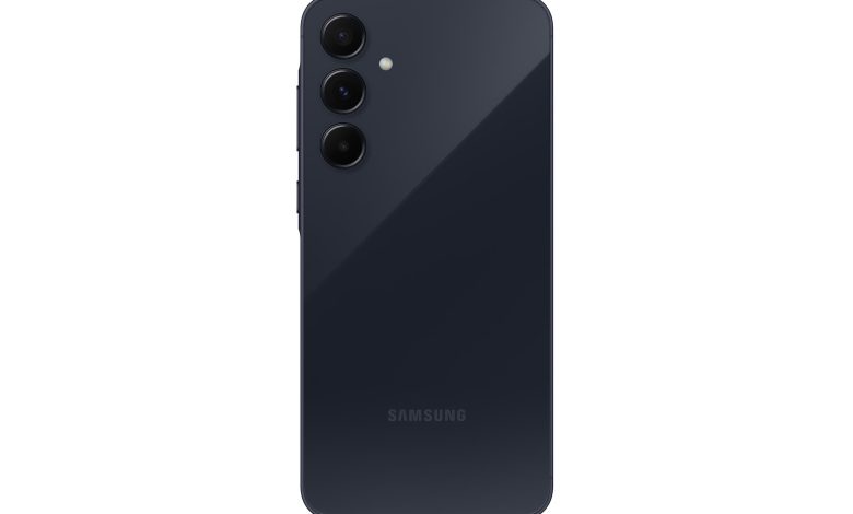 گلکسی A55 اولین گوشی میان‌رده سامسونگ با ۱۲ گیگابایت رم است