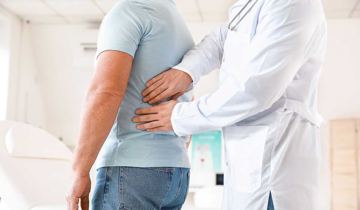 تخصص اورولوژی چیست و دکتر اورولوژی کیست؟ آشنایی با دکتر کلیه_مستطیل زرد 6 دکتر اورولوژی و کلیه