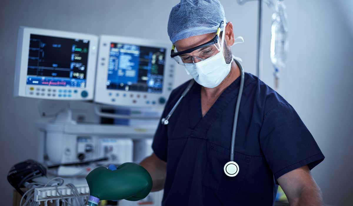 متخصص بیهوشی کیست