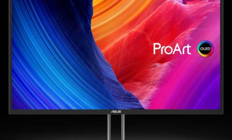 مانیتور ProArt Display OLED PA32UCDM ایسوس به‌صورت ایستاده