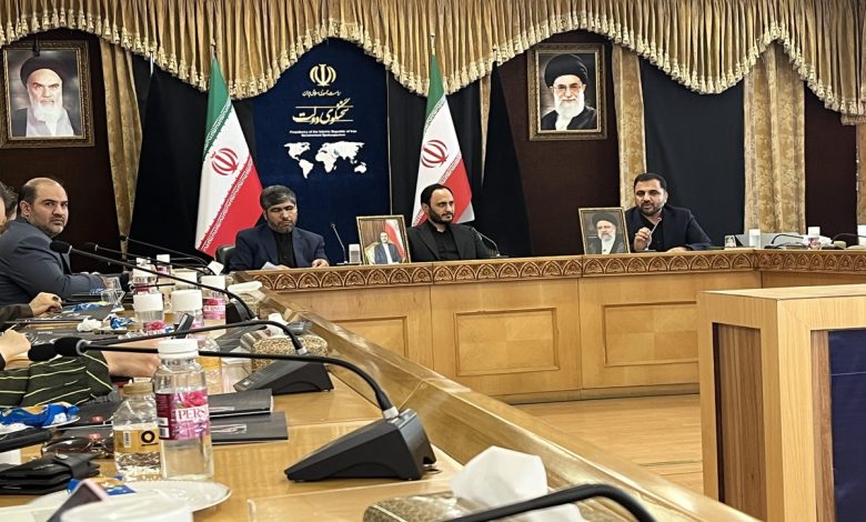 زارع‌پور: وزارت ارتباطات به دنبال توسعه است، به دنبال اختلال نیست