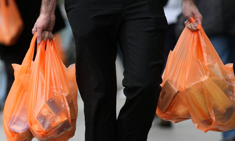 کشف روشی تازه برای بازیافت نامحدود کیسه‌ها و بطری‌های پلاستیکی