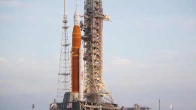 ناسا ممکن است ساخت موشک برنامه بازگشت به ماه را لغو کند