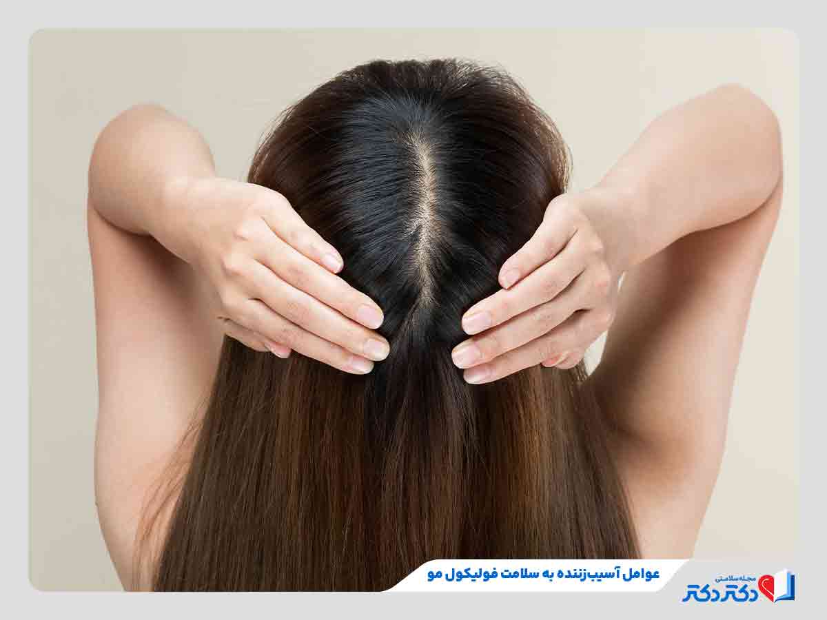 زنی دارای مو با فولیکول سالم