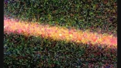 ناسا تصویر دلهره‌آوری از زمین و ماه در دل تاریکی فضا منتشر کرد