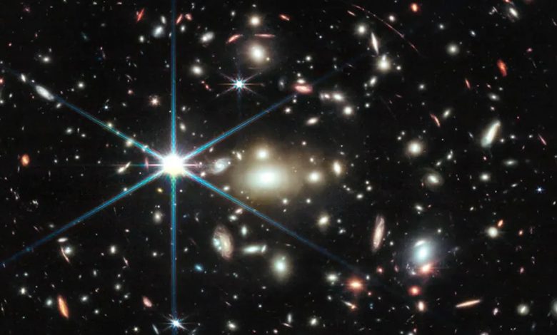 یافته تلسکوپ جیمز وب: دورترین ستاره کشف‌شده ممکن است اصلاً ستاره نباشد