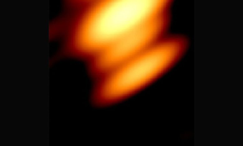 این نخستین تصویر ثبت‌شده از دو سیاه‌چاله چرخان به دور یکدیگر است